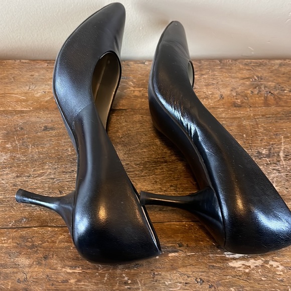 Nine and Co Black Patent Leather Classic Pumps Size 8 - Picture 5 of 7